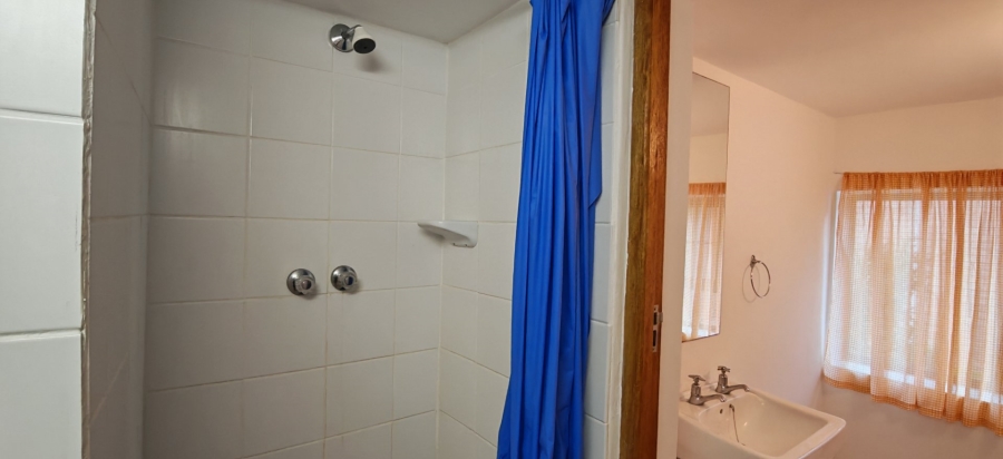 5 Bedroom Property for Sale in Dana Bay Western Cape